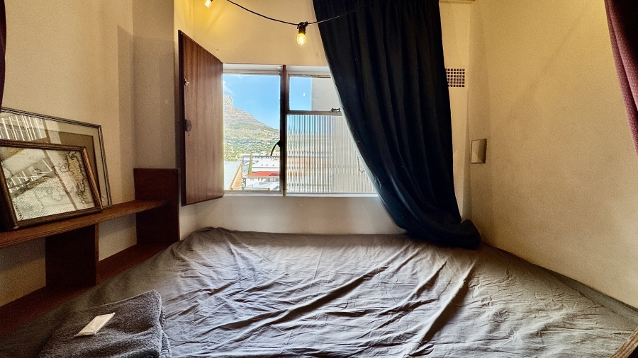 To Let 2 Bedroom Property for Rent in Gardens Western Cape